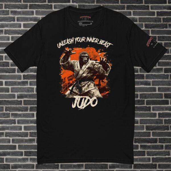 Fighting gorilla Judo t-shirt with contemporary Judo graphic design on 100% cotton fabric.